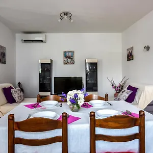  Apartment Koraca Kroatien